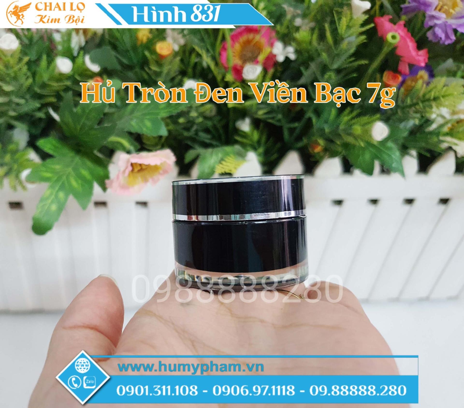 chai-lo-my-pham