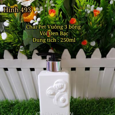 CHAI PET VUÔNG 3 BÔNG VÒI XỊT ĐEN BẠC 250ML
